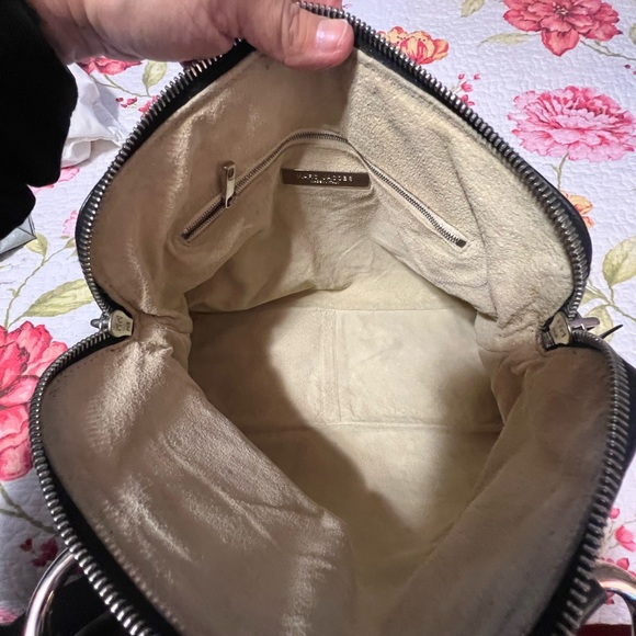 Marc Jacob’s Original Black Leather Handbag - Picture 11 of 16